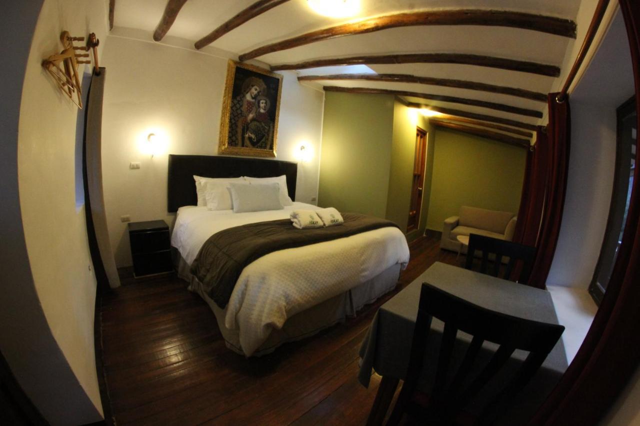 Hostal Iskay Ollantaytambo Exterior photo