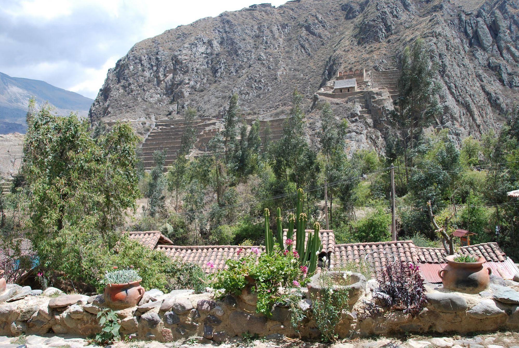 Hostal Iskay Ollantaytambo Exterior photo